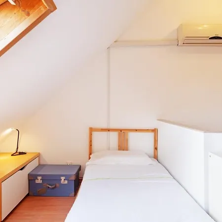 Apartment Quiet 3 Bedroom In *