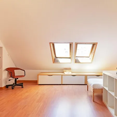Quiet 3 Bedroom In * Lisbon