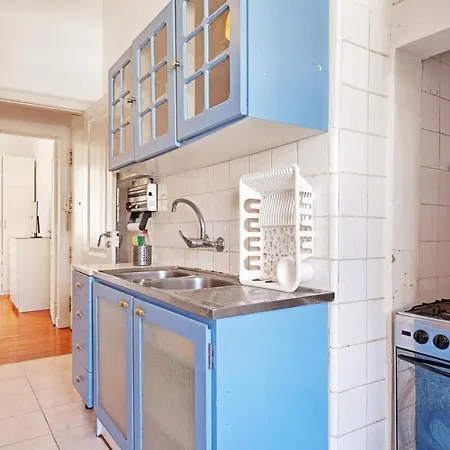 Quiet 3 Bedroom In Apartment Lisbon